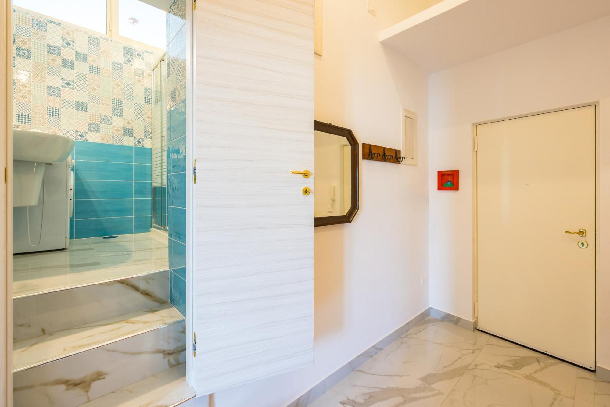 Appartement Carrozzieri Nest At Historical Center à Naples Extérieur photo
