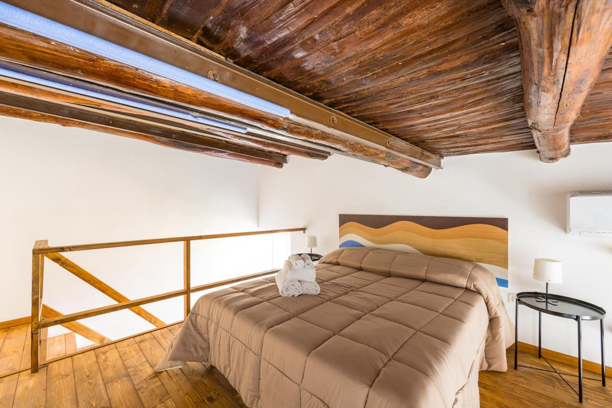 Appartement Carrozzieri Nest At Historical Center à Naples Extérieur photo